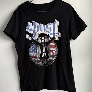 Black Graphic T-Shirt with Skull Design